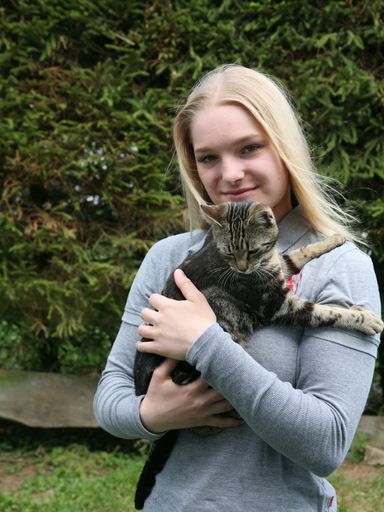 Ronja Bünner, Auszubildende Tiermedizinische Fachangestellte