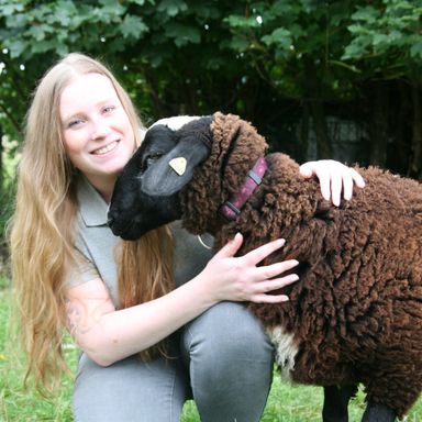 Ronja Bünner, Auszubildende Tiermedizinische Fachangestellte